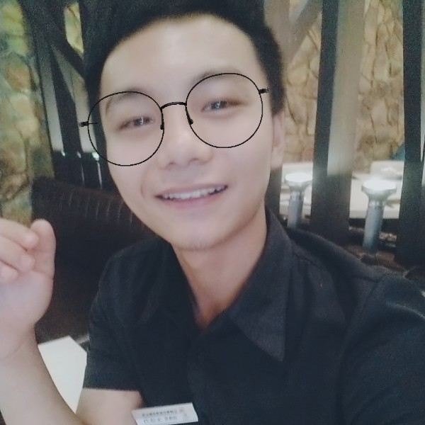 王安迪的照片