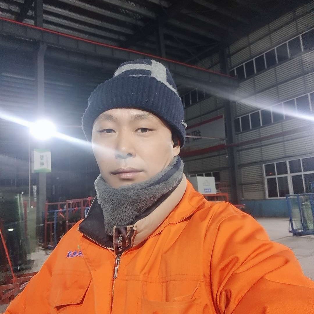 溪流扯单纯的照片