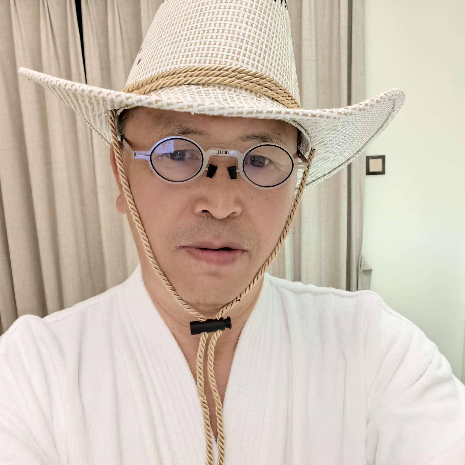 爱笑停止铃铛的照片