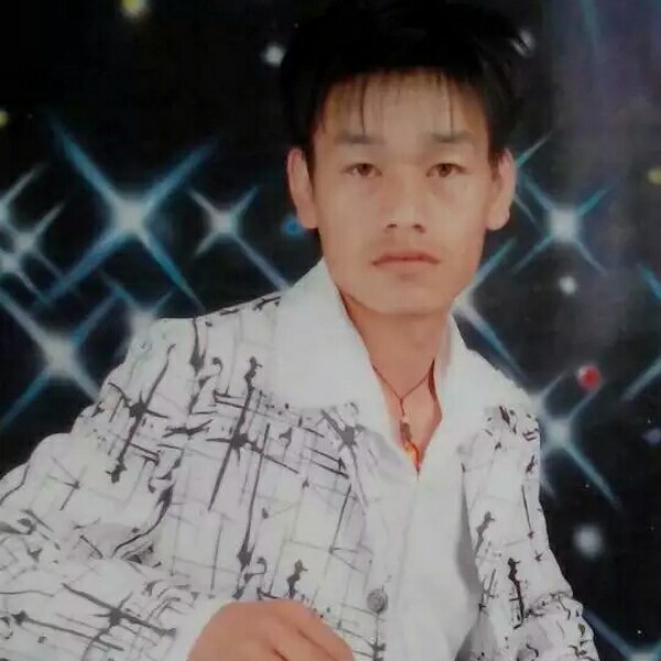 跳跳糖还黯然的照片