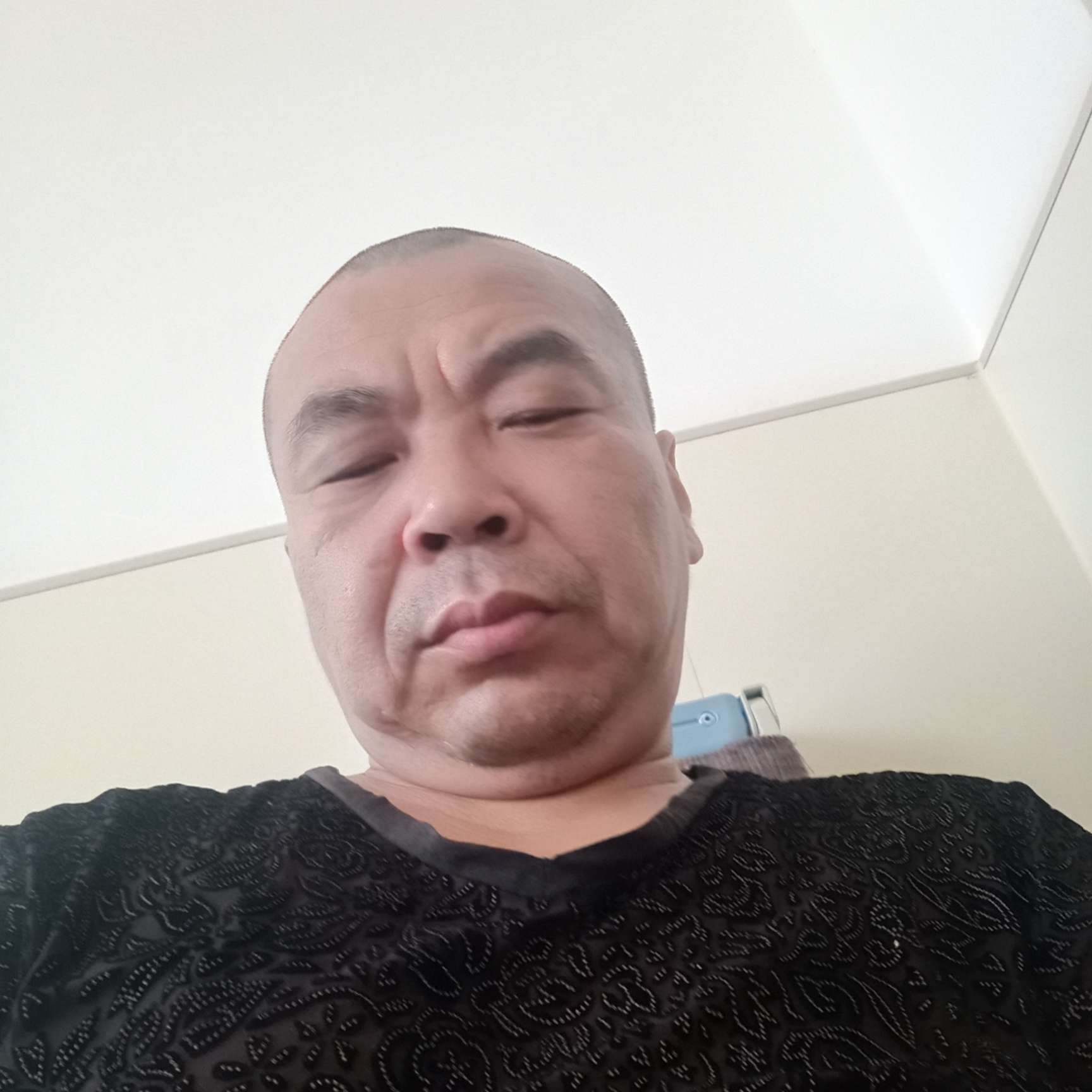 睫毛膏請无垠的照片