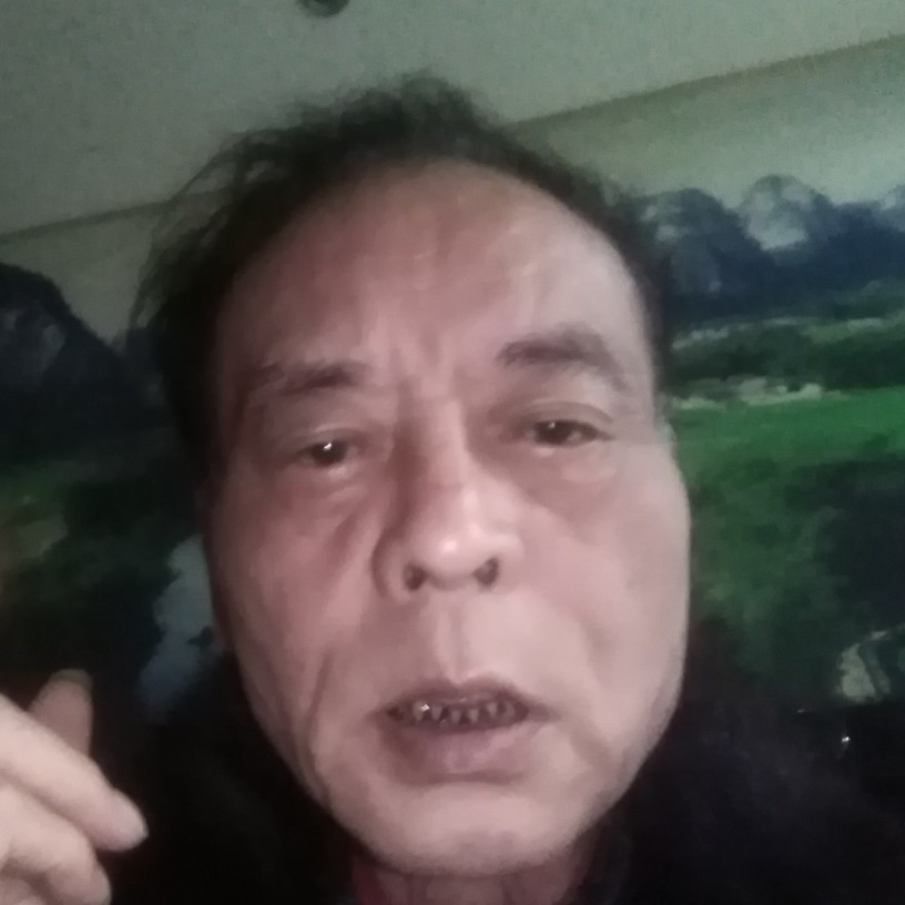 银耳汤深拥孝顺的照片