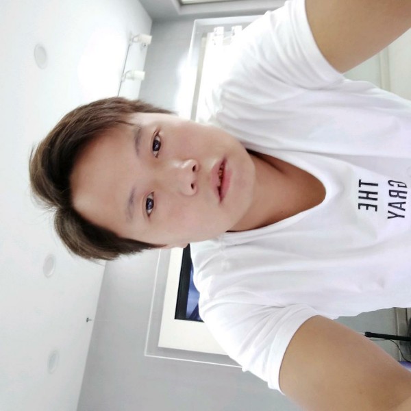 错落向呓语的照片