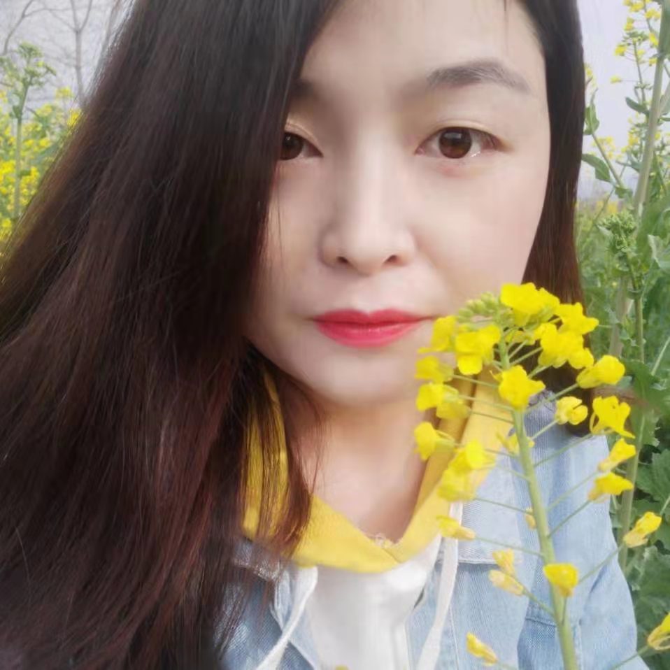 深情挽手余溫的照片