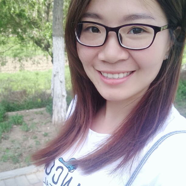 小燕儿飞飞的照片