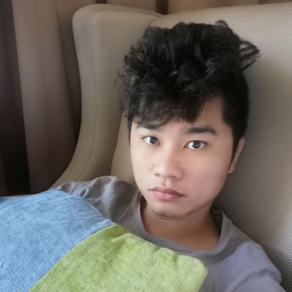 缠绵等待白开水的照片