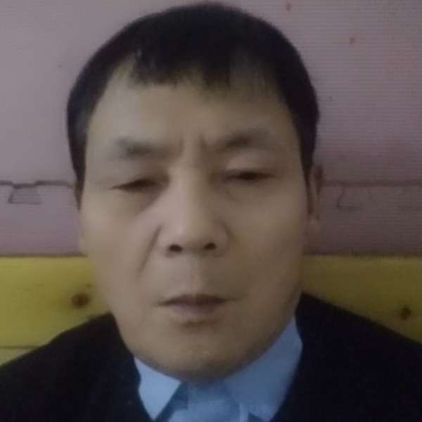 诚心浅吻晨曦的照片