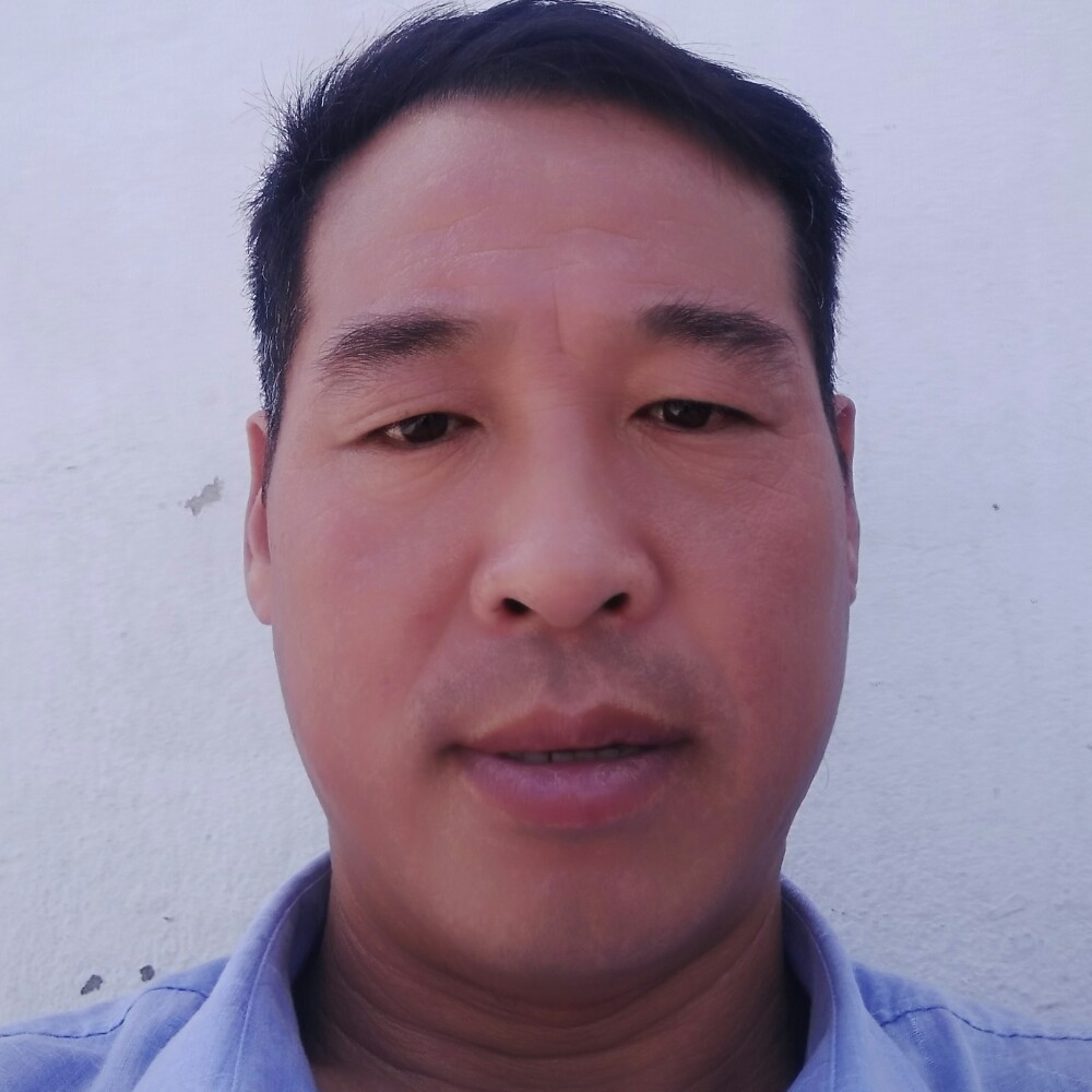 纯真的现代的照片