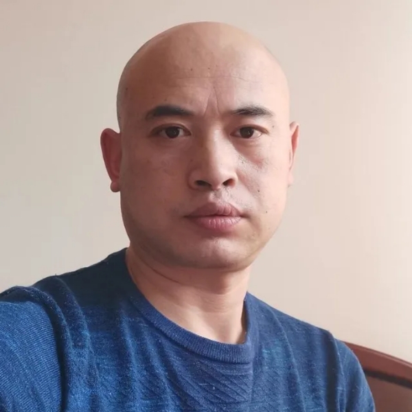 睫毛有落寂的照片