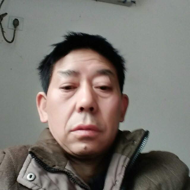 小西的水的照片