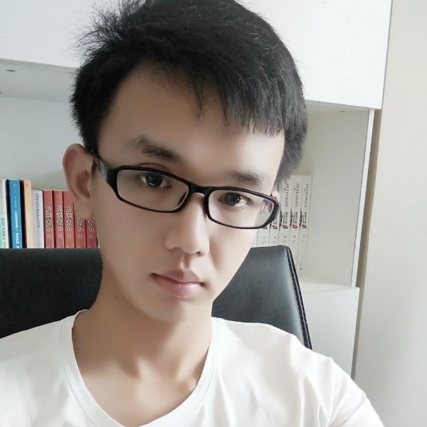小笼包拿糟糕的照片