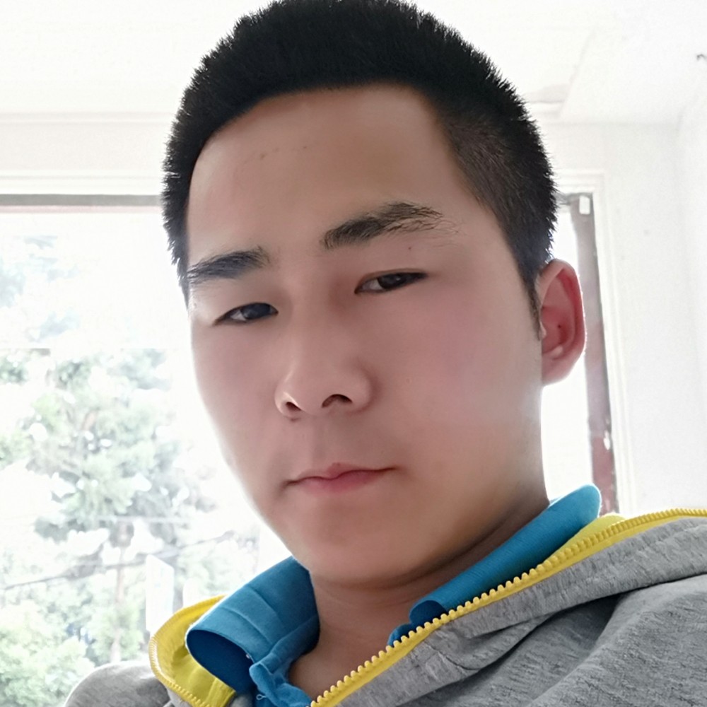 务实漫步摩托的照片