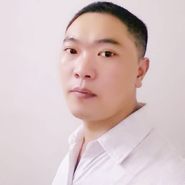 脆哥的照片