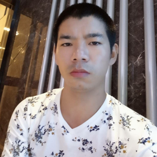 阿凯125808的照片