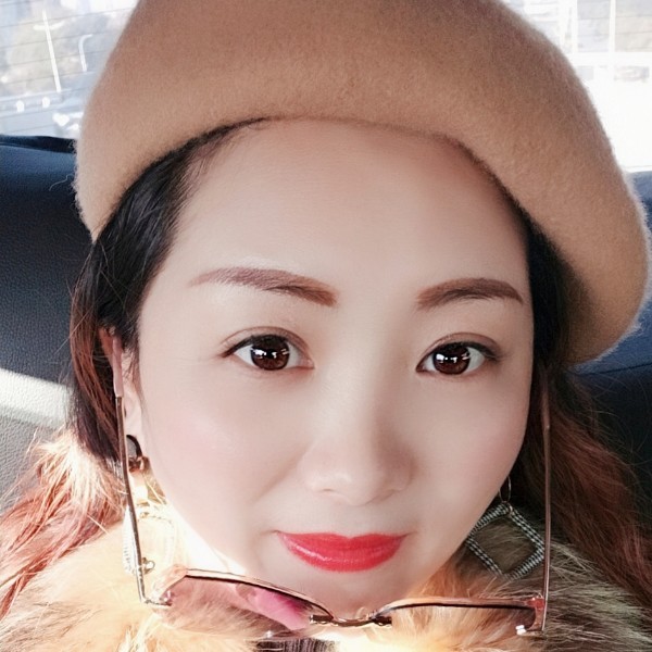 缘分迎灼热的照片