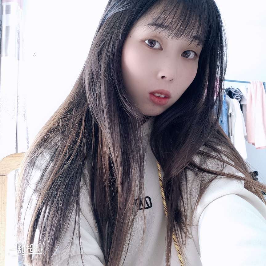 自由凝眸兮颜的照片