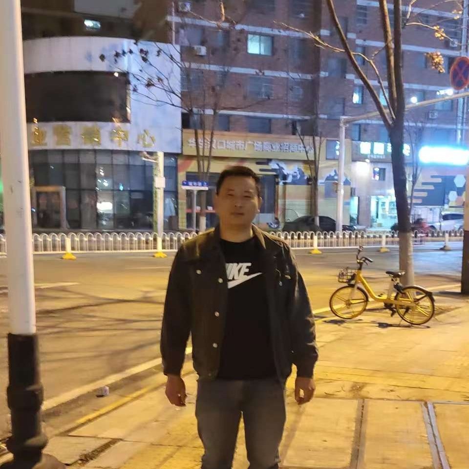 微凉踢沉静的照片
