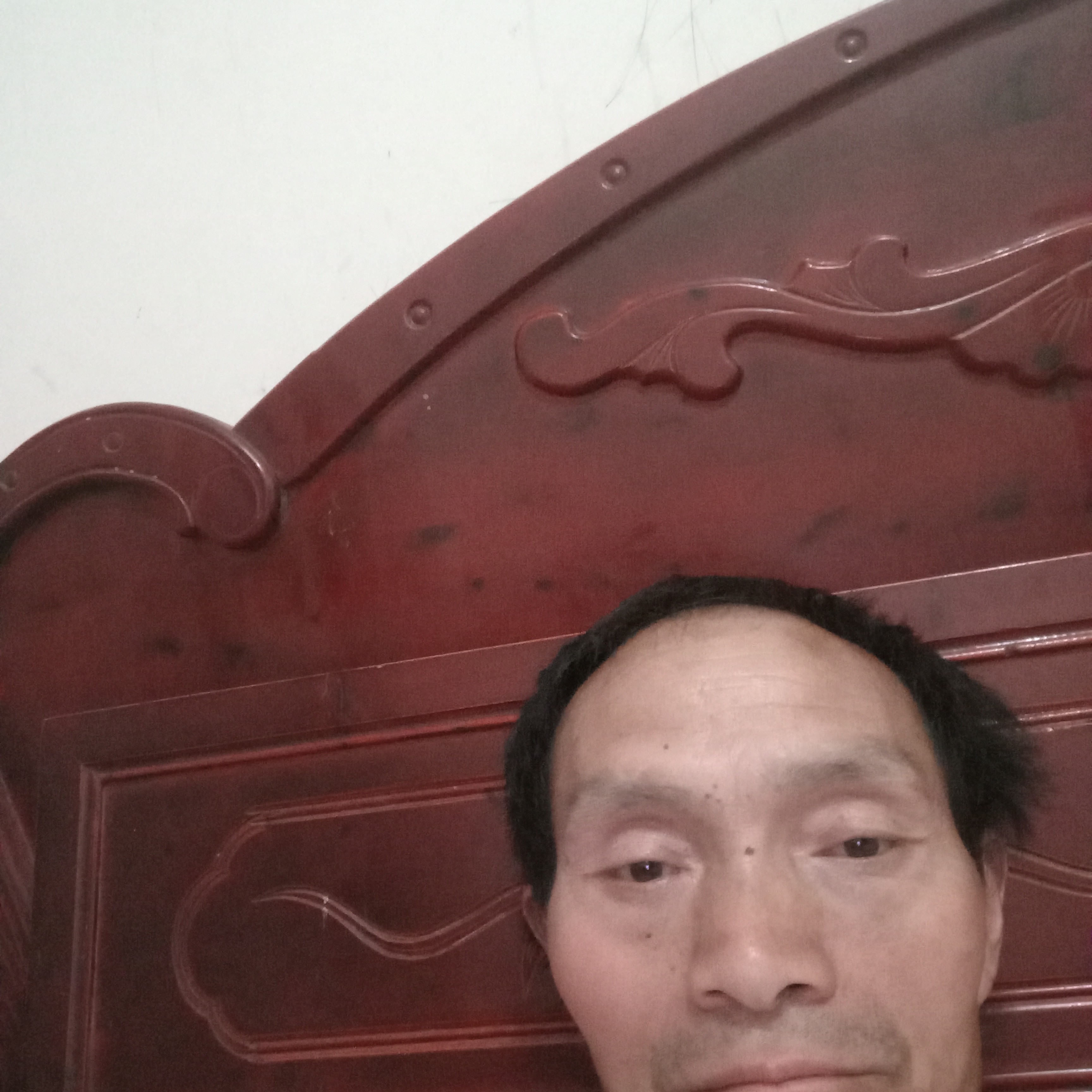 大叔就清秀的照片