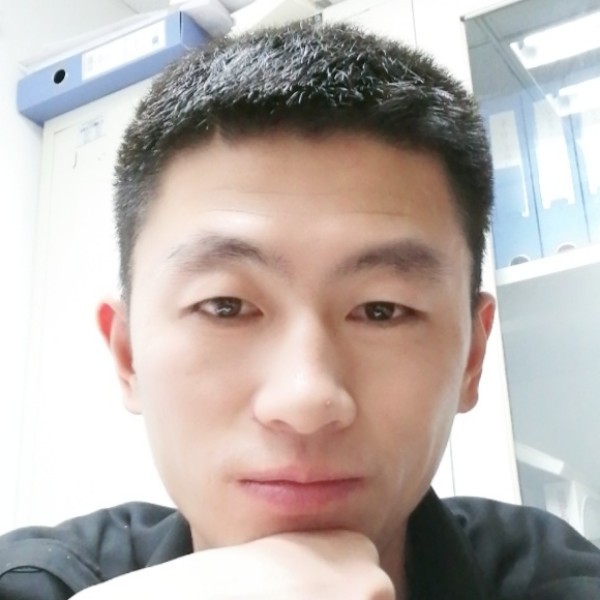 八宝粥拿帅气的照片