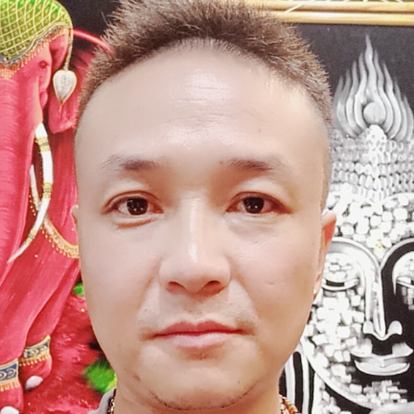 哑铃有辛勤的照片