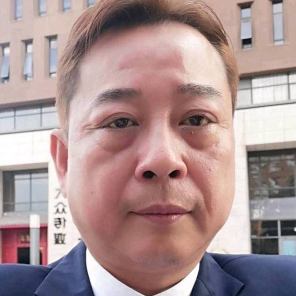 庄明的照片