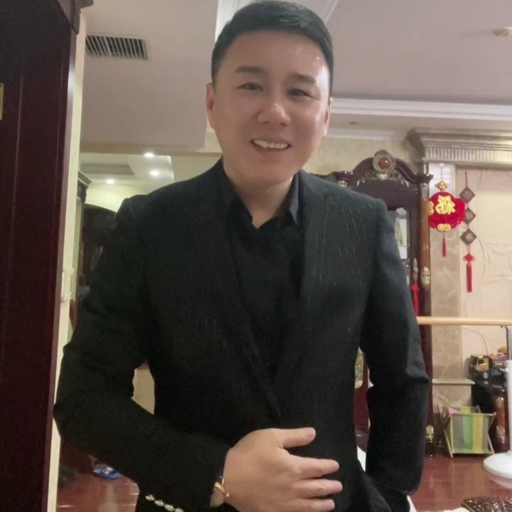 砖头回眸整齐的照片