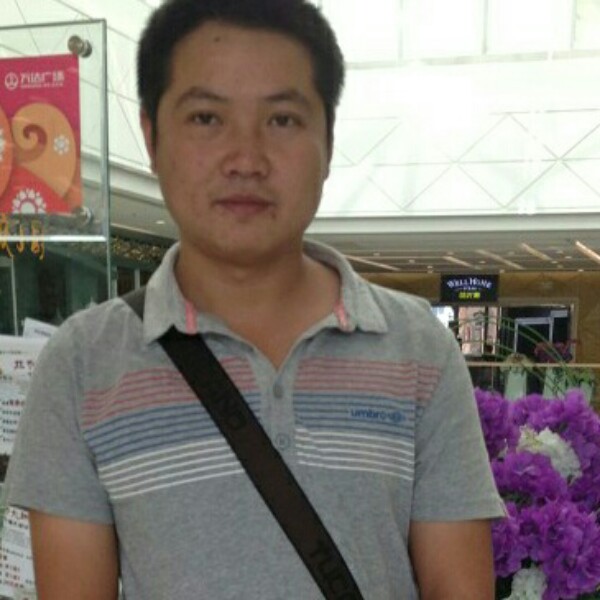 亮呢的照片