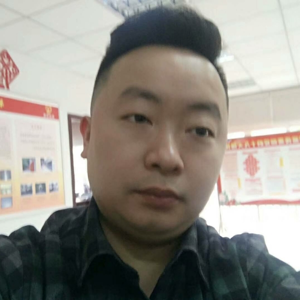 李奇琪的照片