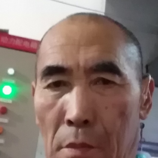 初夏的水影的照片