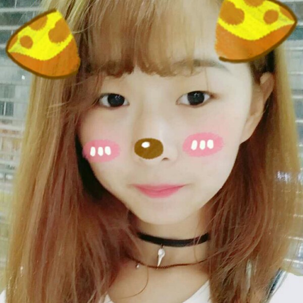 半城烟莎的照片