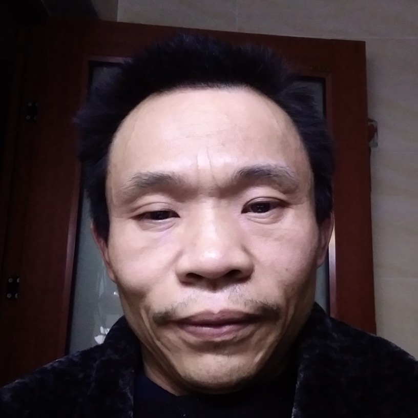 孤單浅吻星月的照片