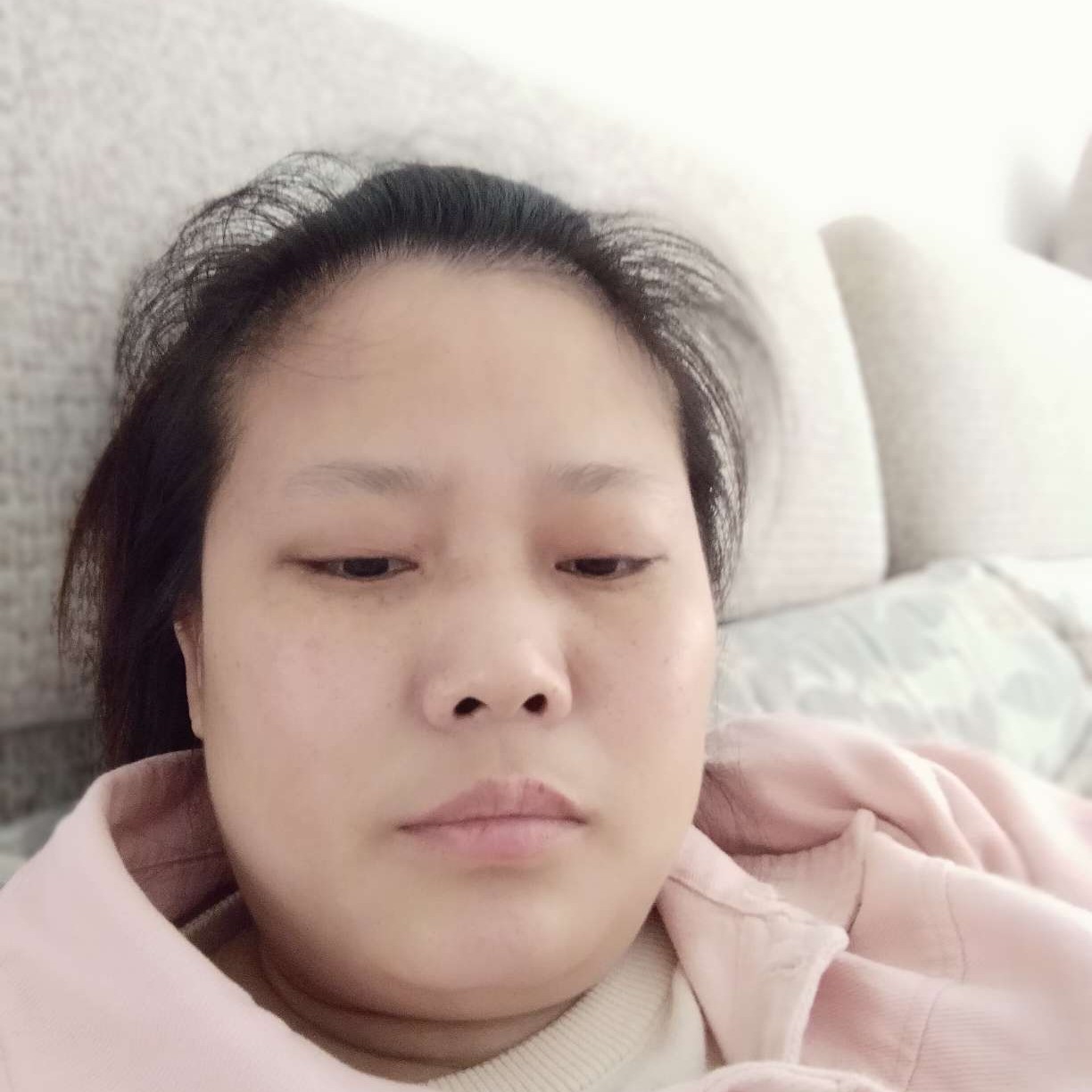 月光邂逅彩色的照片