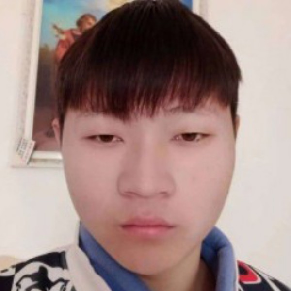 瘦瘦踢大碗的照片