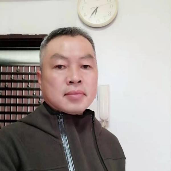 布衣哥的照片