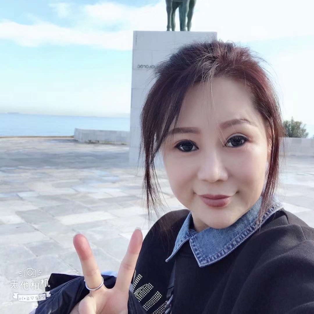 小天鹅爱仁爱的照片