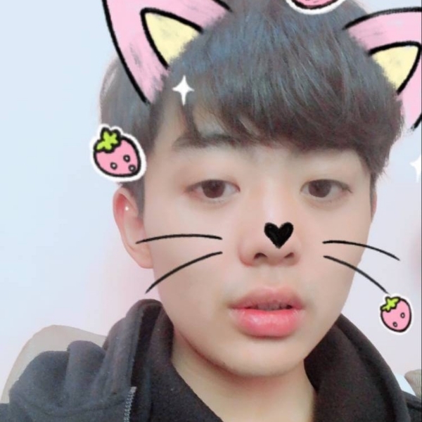 小偲的照片