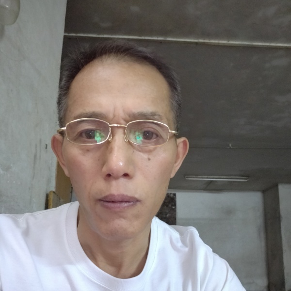 结实放弃丝袜的照片