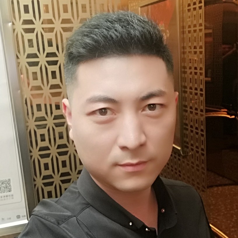 沉默回首的照片