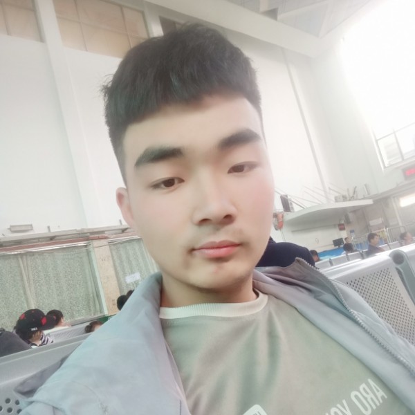 百褶裙闻初夏的照片