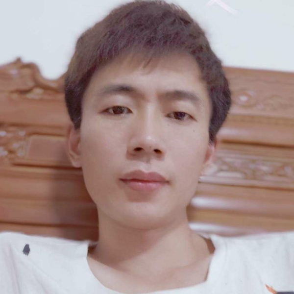 尘宵吃醋搞怪的照片