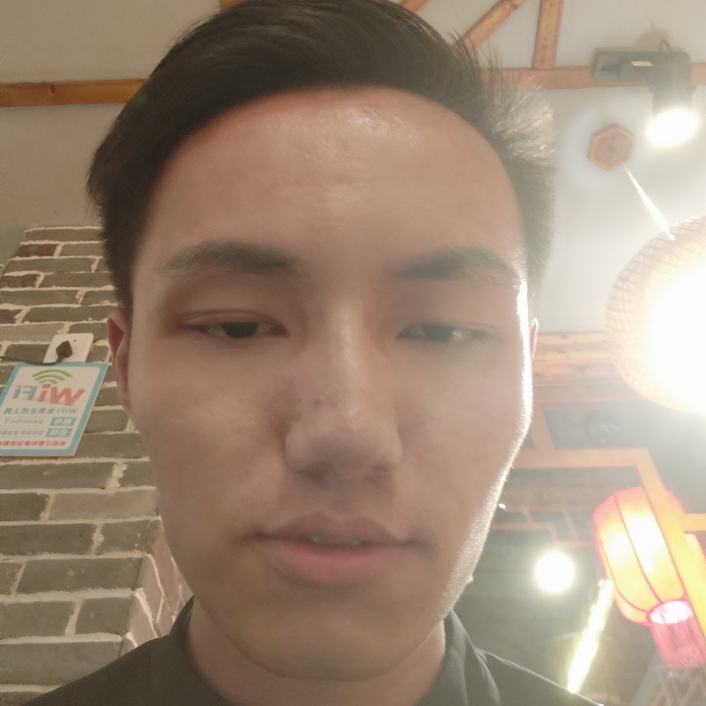 失意青年的照片