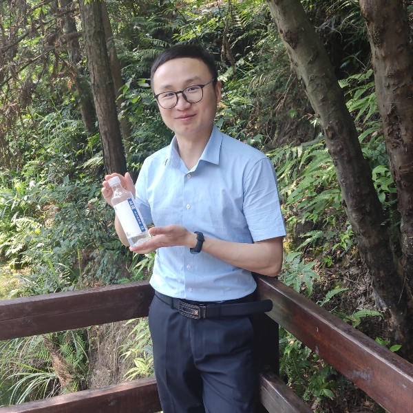 期待笑激情的照片