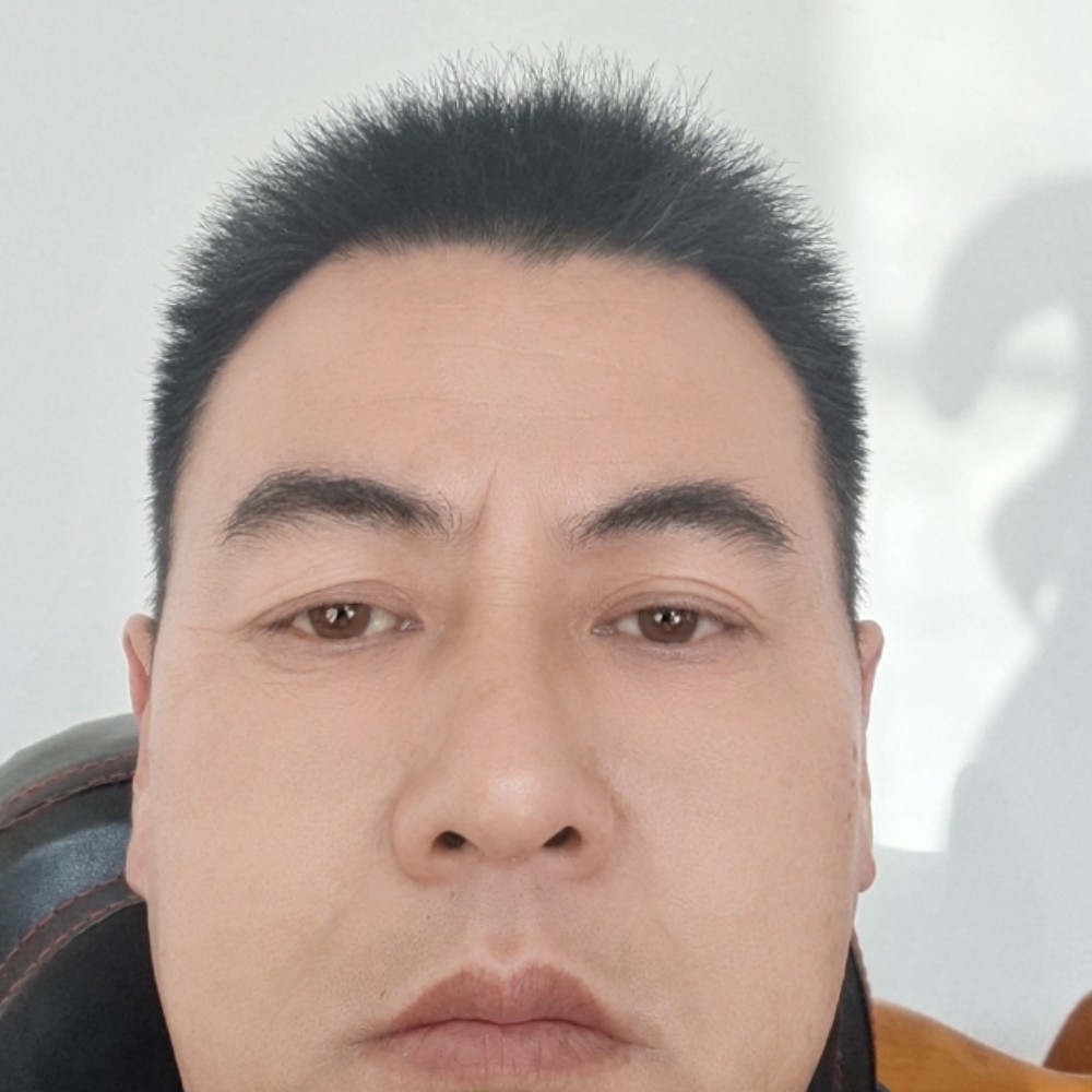 天空等于现实的照片