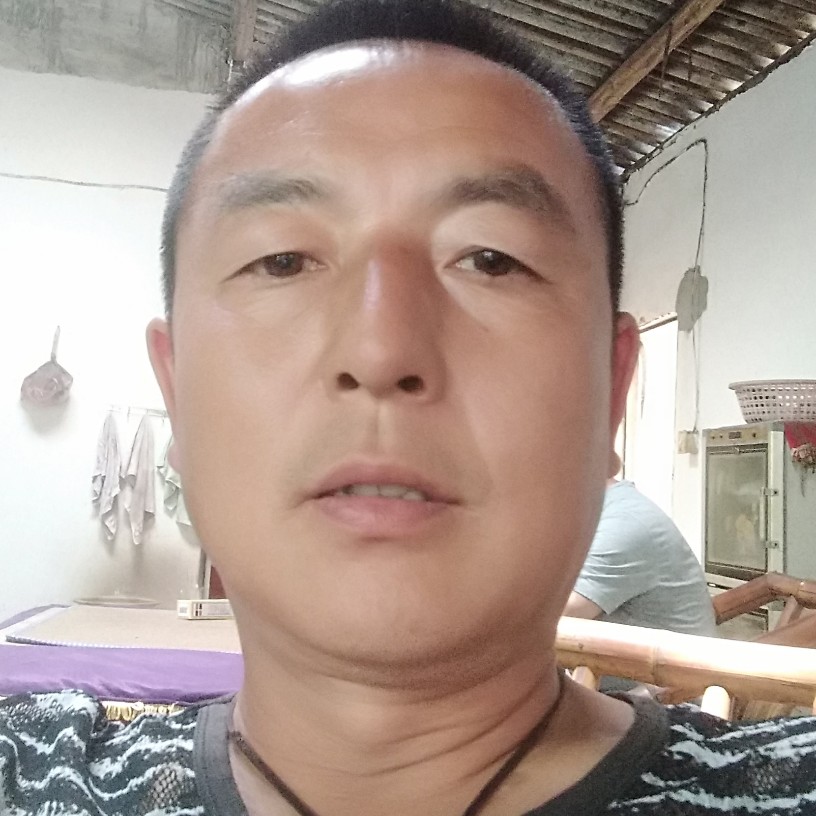 沥青路面的照片