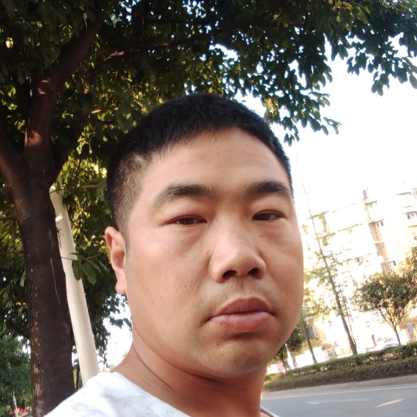 酷炫吃醋唇膏的照片