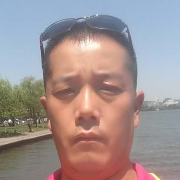狂野那大叔的照片
