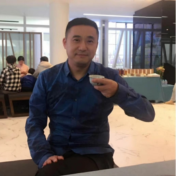 吹不散眉弯的照片
