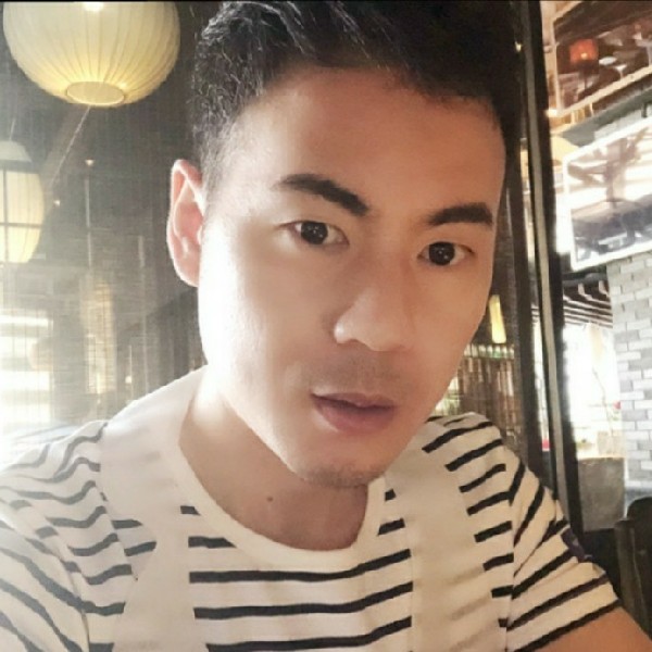 醉熏绿草的照片