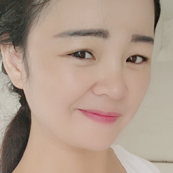 安然不悔的照片