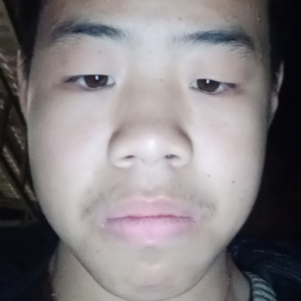 洛尘一个人的照片